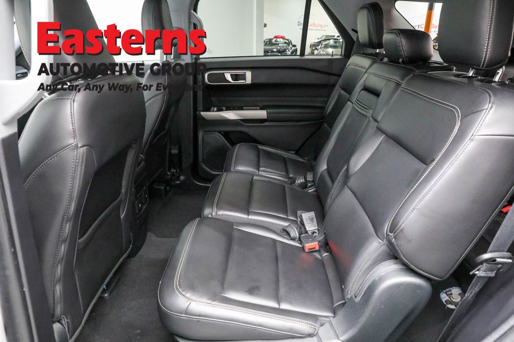 2023 Ford Explorer XLT Image 48 of 64