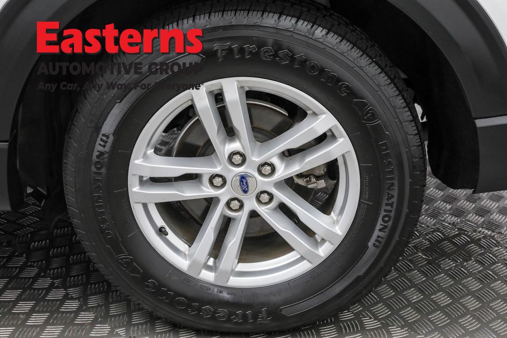 2023 Ford Explorer XLT Image 41 of 64