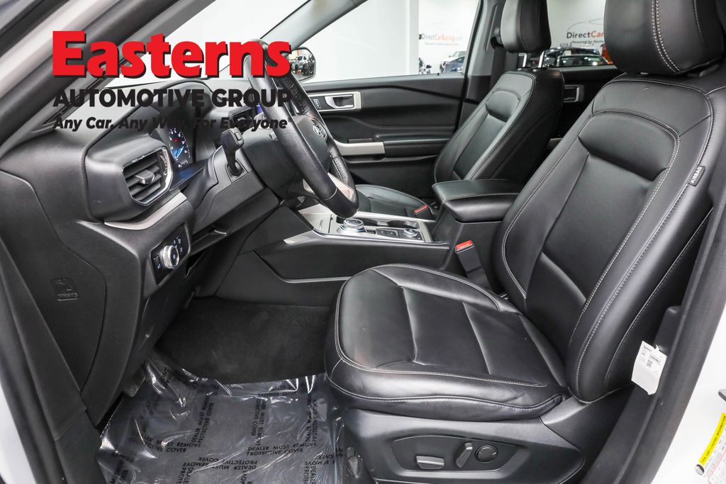 2023 Ford Explorer XLT Image 46 of 64