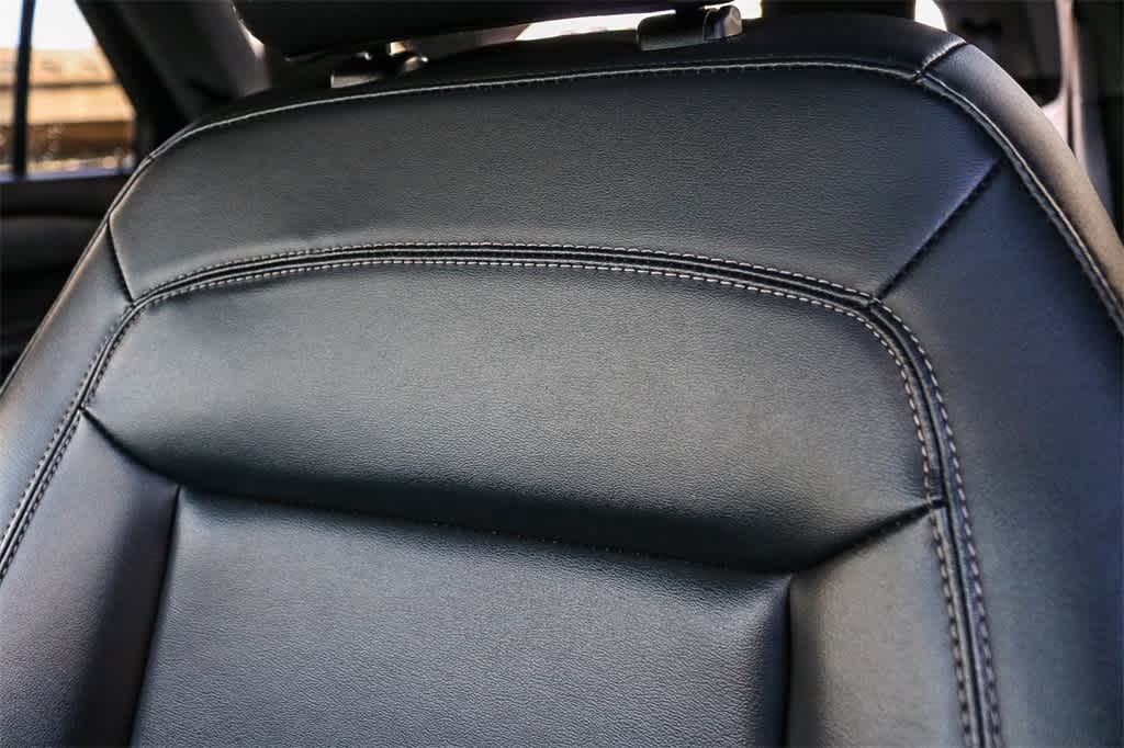 2023 Ford Explorer XLT Image 15 of 30