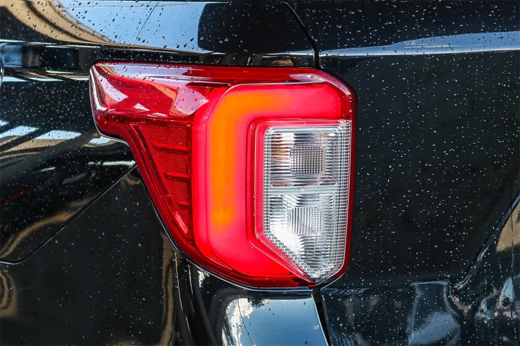 2023 Ford Explorer XLT Image 29 of 30