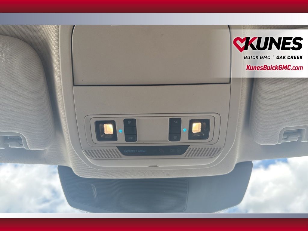 2023 Ford Explorer XLT Image 40 of 44