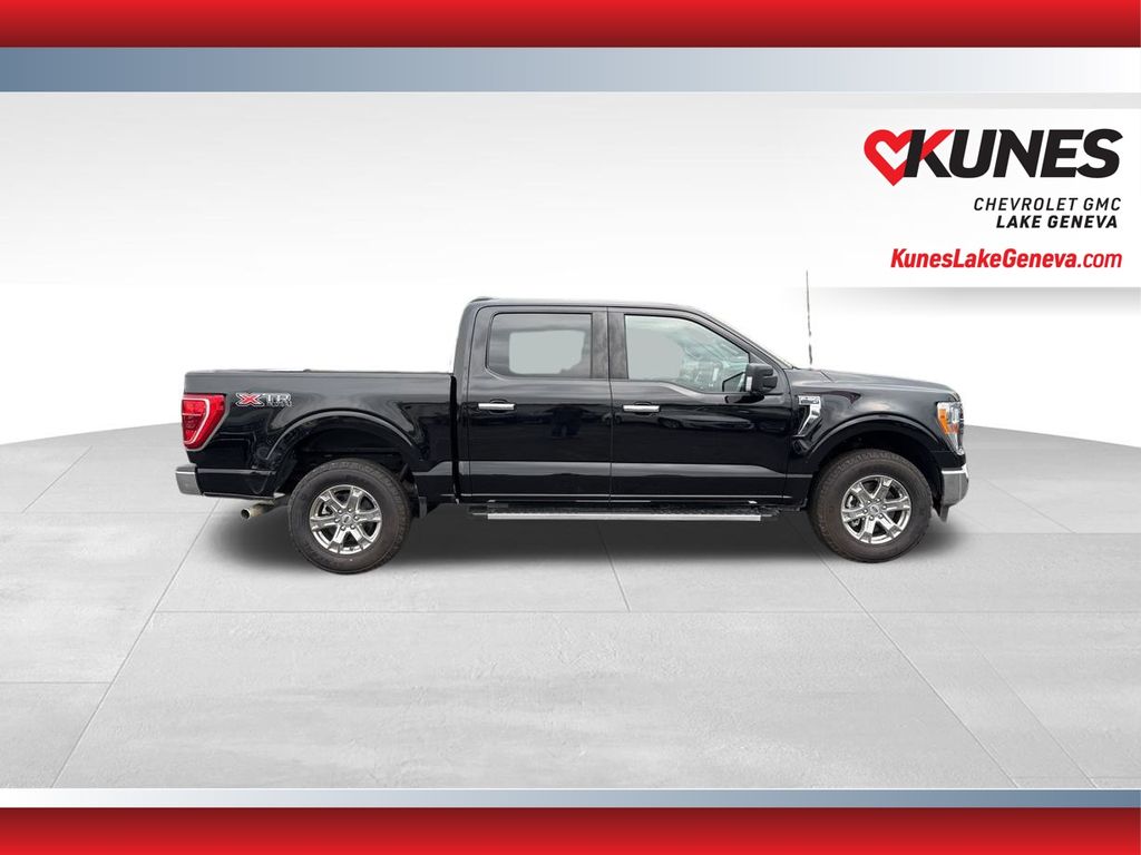Vehicle image 4 of 46