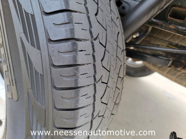 Vehicle image 35 of 38
