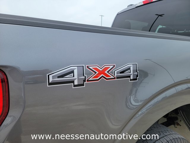 Vehicle image 8 of 38