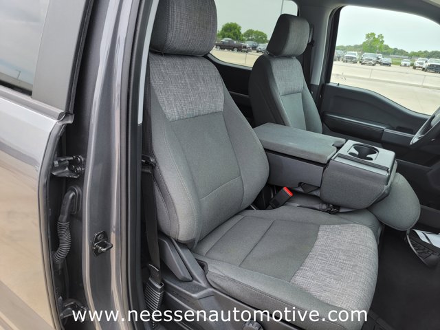 Vehicle image 12 of 38