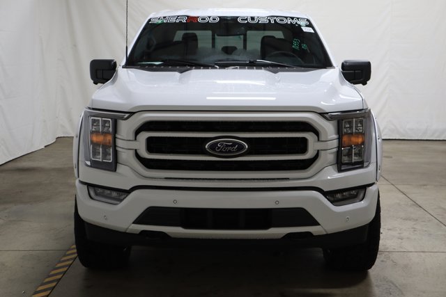 Vehicle image 5 of 34