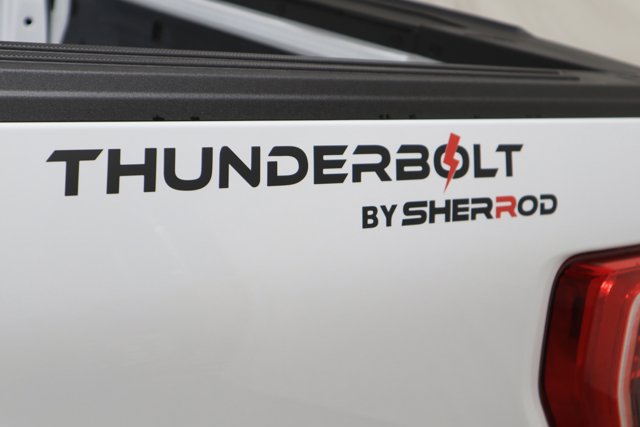 Vehicle image 7 of 34