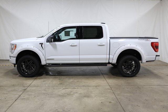 Vehicle image 2 of 34