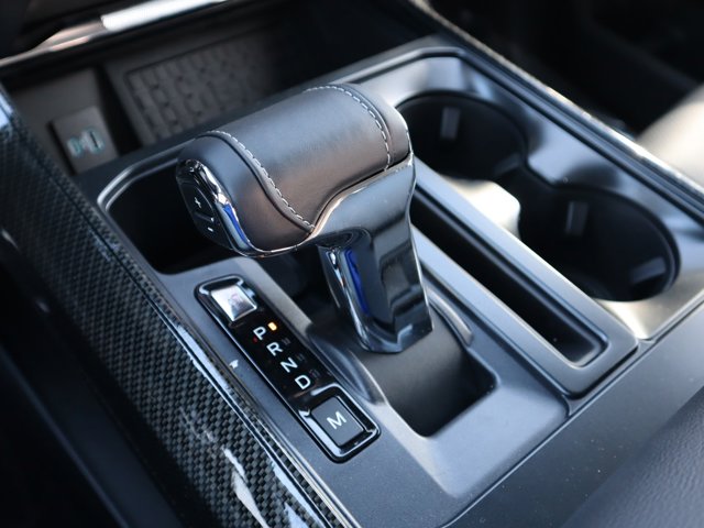 Vehicle image 31 of 39