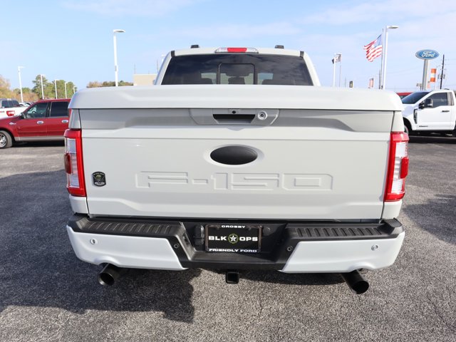 Vehicle image 7 of 39