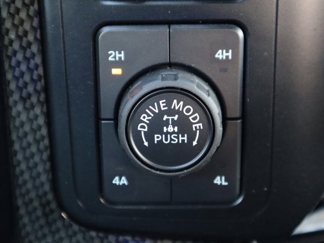 Vehicle image 24 of 39