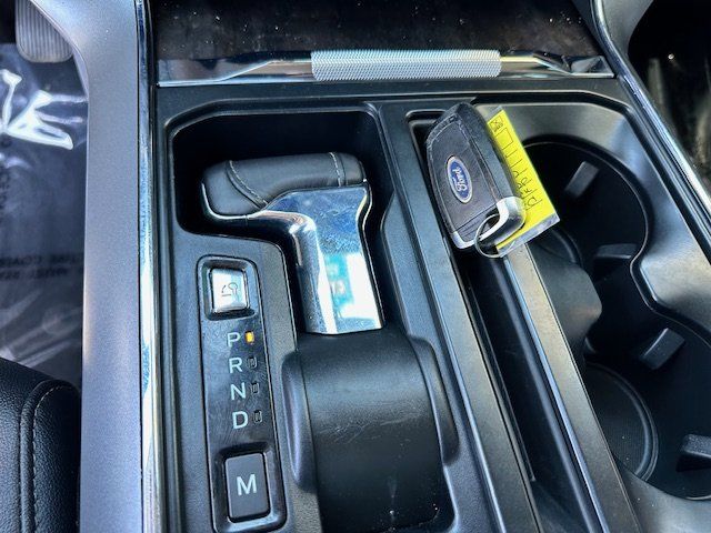 Vehicle image 23 of 40