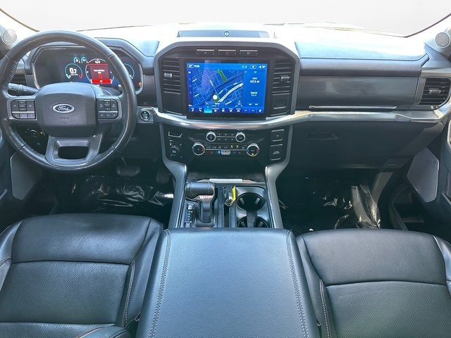 Vehicle image 11 of 40
