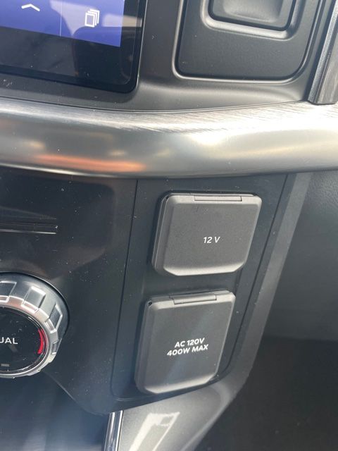 Vehicle image 31 of 36