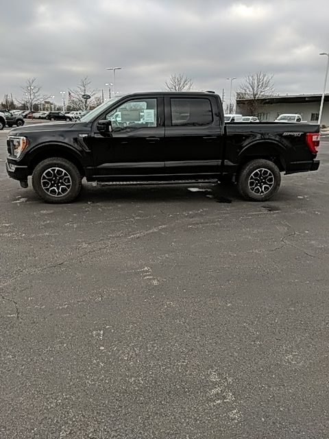 Vehicle image 2 of 36