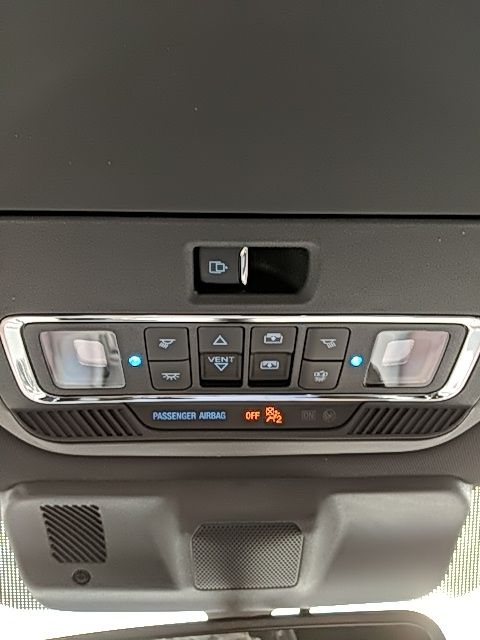 Vehicle image 29 of 36