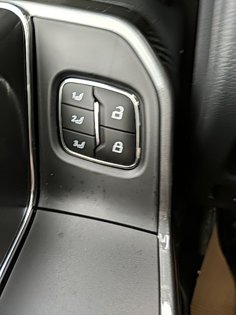 Vehicle image 36 of 36
