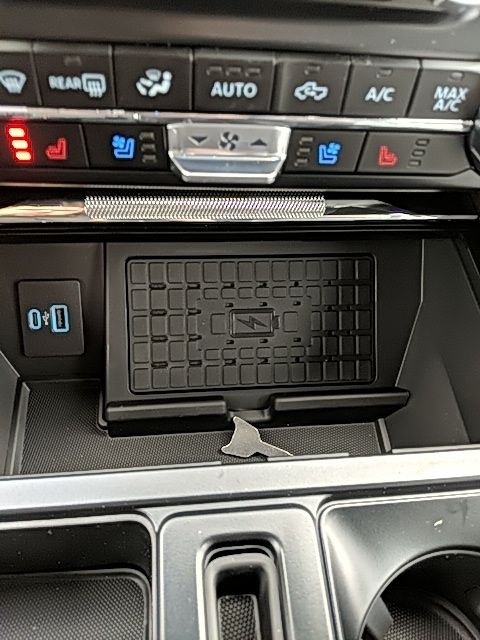 Vehicle image 26 of 36