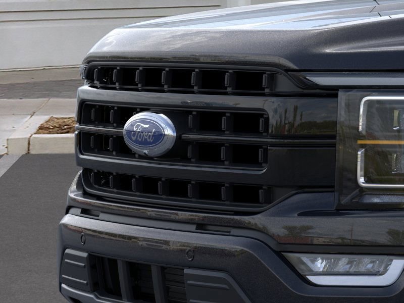 Vehicle image 17 of 22