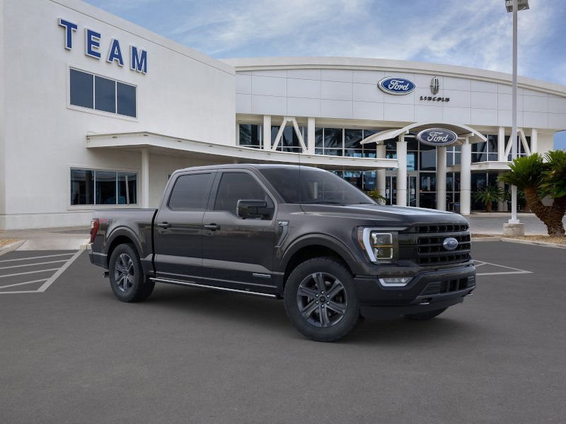Vehicle image 4 of 22