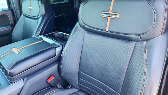 Vehicle image 10 of 35