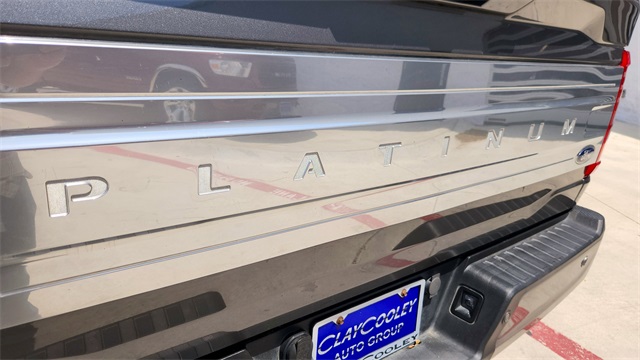 Vehicle image 24 of 35