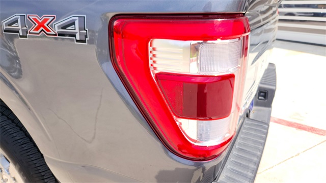 Vehicle image 26 of 35