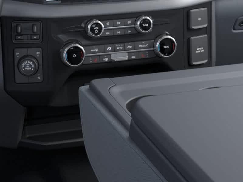 2023 Ford F-150 XLT Image 17 of 22