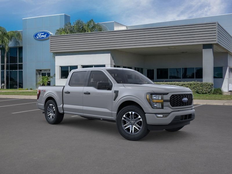 Vehicle image 4 of 22