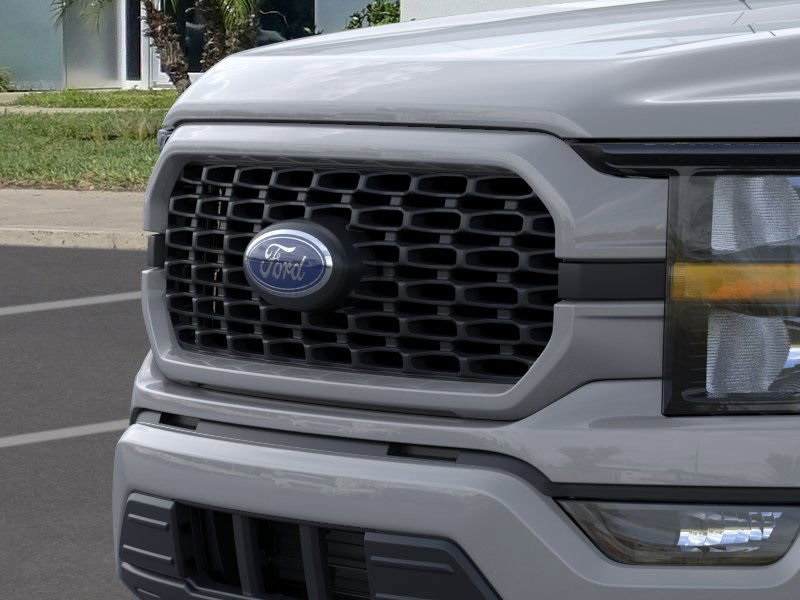 Vehicle image 21 of 22