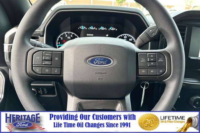 Vehicle image 19 of 22