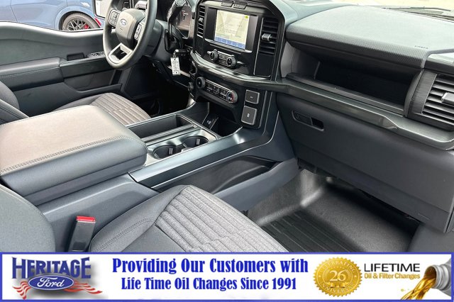 Vehicle image 12 of 22