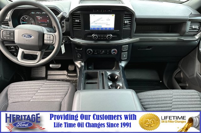 Vehicle image 10 of 22