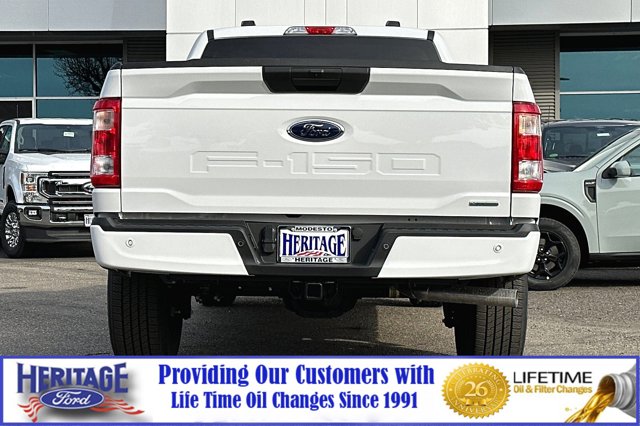 Vehicle image 6 of 22