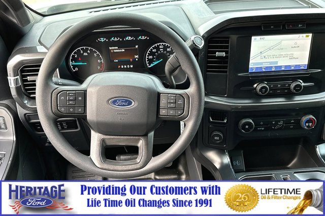 Vehicle image 11 of 22