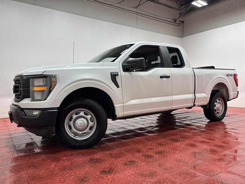 2023 Ford F-150 XL Image 2 of 36