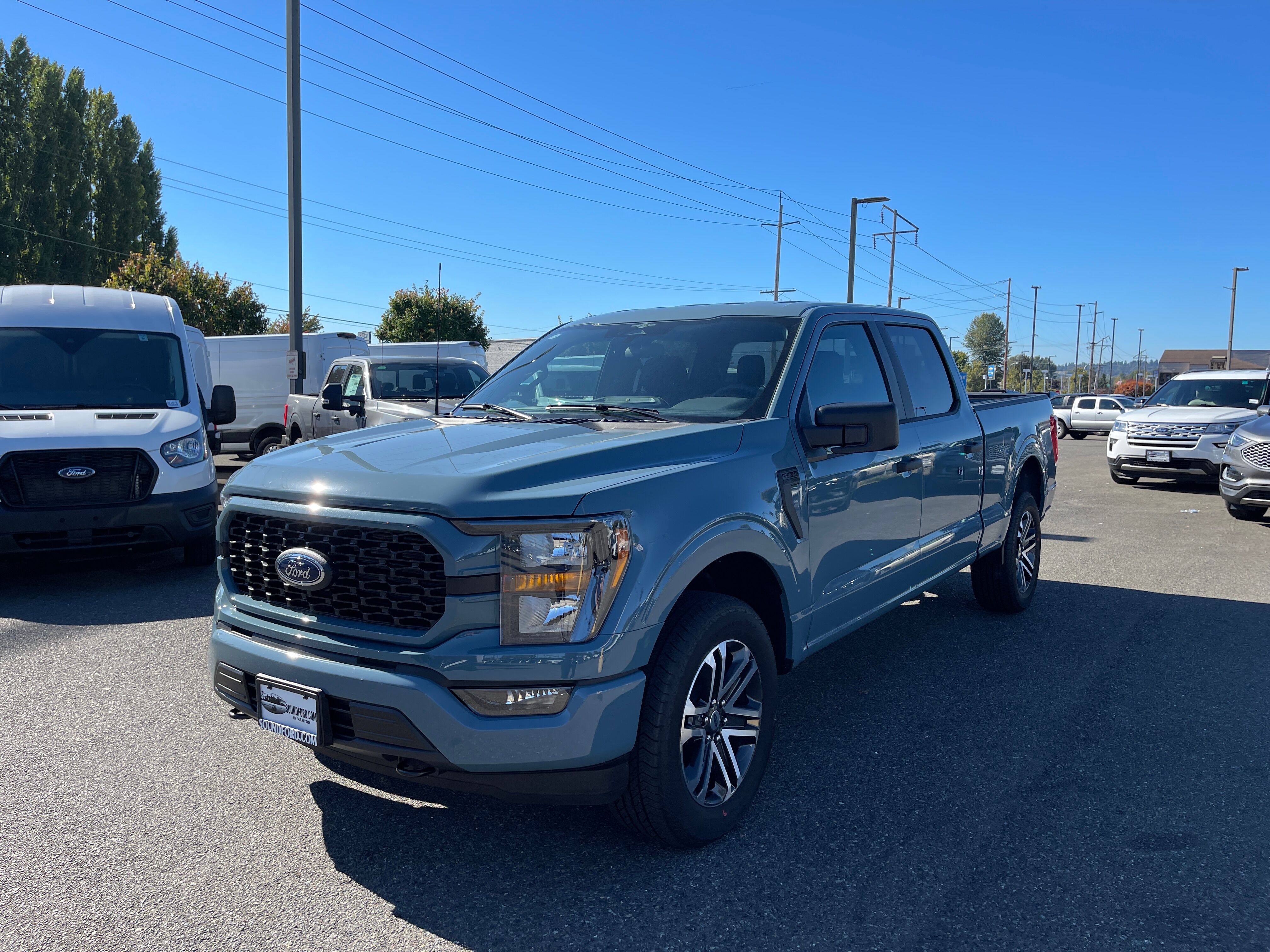 Vehicle image 1 of 10