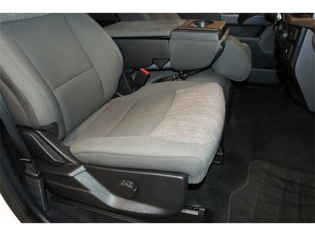 Vehicle image 26 of 39
