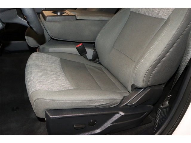 Vehicle image 20 of 39