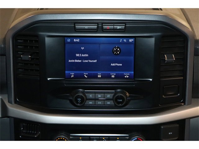 Vehicle image 17 of 39