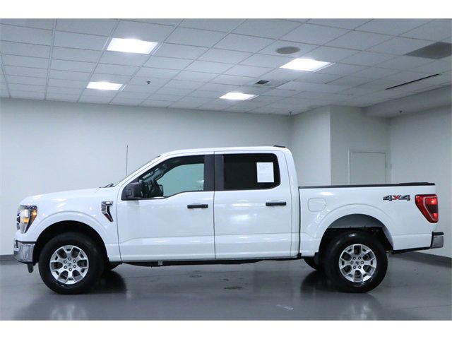 Vehicle image 11 of 39