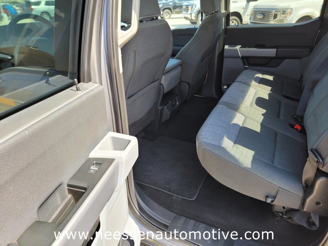 Vehicle image 15 of 41