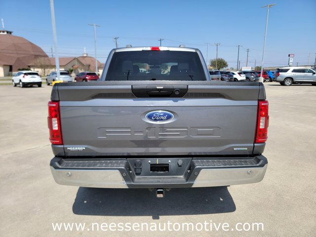 Vehicle image 5 of 41