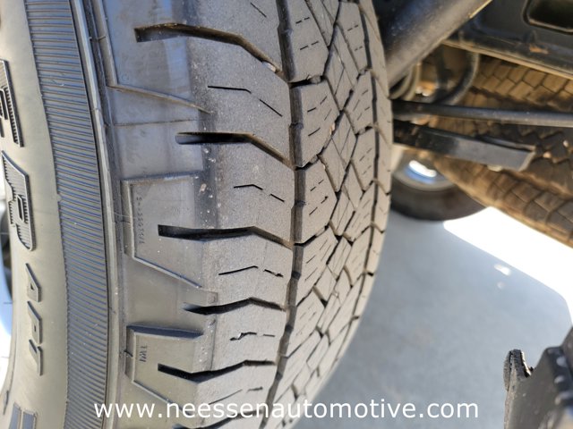 Vehicle image 38 of 41