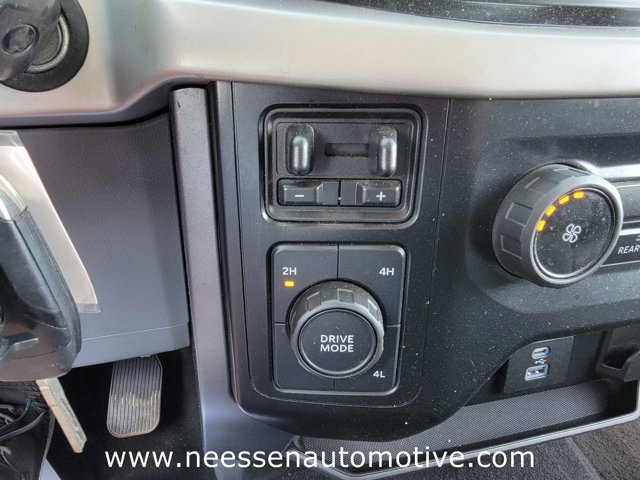 Vehicle image 30 of 41