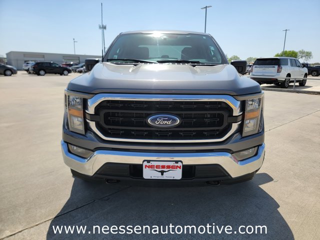 Vehicle image 2 of 41