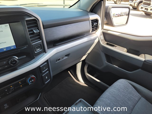 Vehicle image 34 of 41
