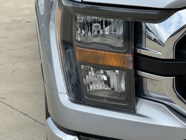 Vehicle image 40 of 78