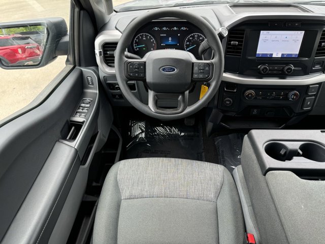 Vehicle image 76 of 78